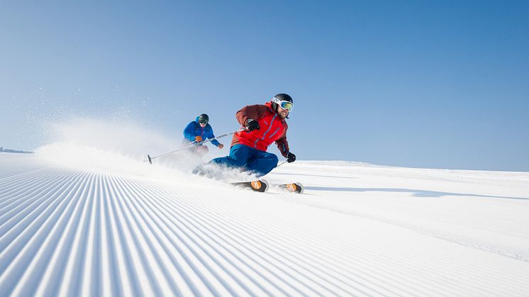 SkiStar AB: Mere end 300.000 har det sjovere på ski, mens de får unikke tilbud og bonuspoint.