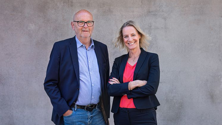 Nico Nauta och Jenny Ökvist Irwin på East Sweden Convention Bureau kan kostnadsfritt hjälpa lokala mötesägare att attrahera stora möten till regionen. Foto: Johanna Demir Photography