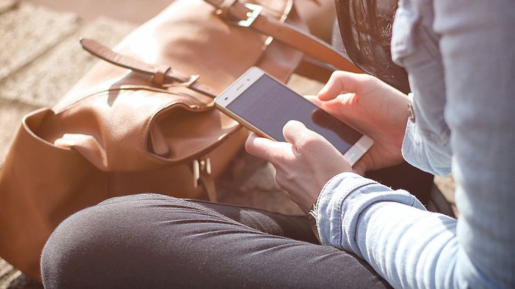 Tjejzonen och Yogobe vill stödja unga tjejers hälsa genom digitala verktyg.
