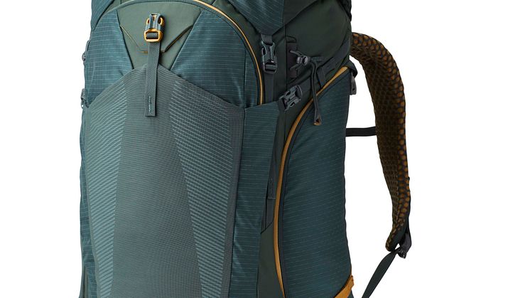 S24_Katmai65L_Oxide Green Front