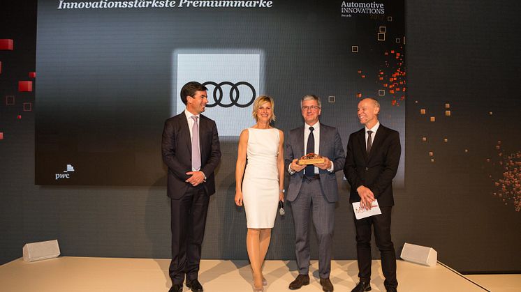 Rupert Stadler, bestyrelsesformand for AUDI AG med Stefan Bratzel, direktør for Center of Automotive Management (th), ZDF-Moderator Barbara Hahlweg (tv) og Felix Kuhnert, Global Automotive Advisory Leader at PwC (tv)