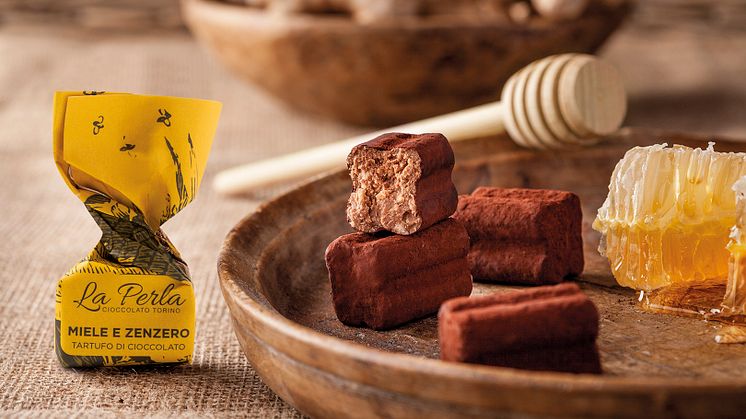 Smaka på La Perlas nya krämiga chokladtryffel med kryddig ingefära och djup honungssötma