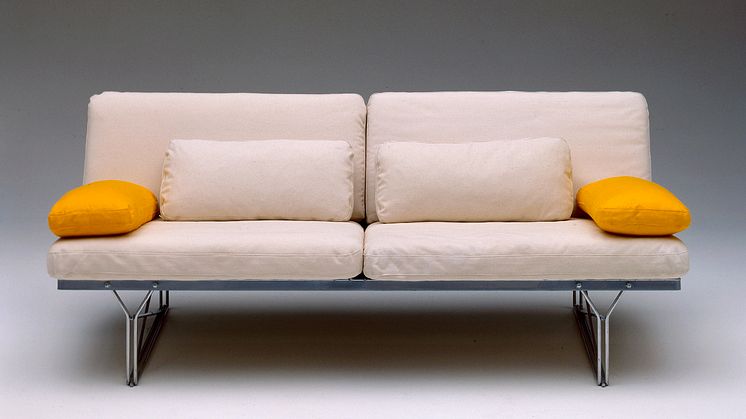 Moment sofa 1985 (1)