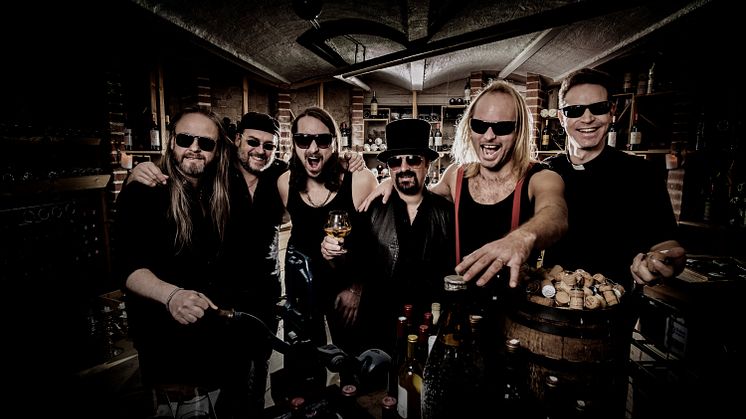 Finnegan's Hell! Sveriges mest fritänkande folkrockband är tillbaka med besked!