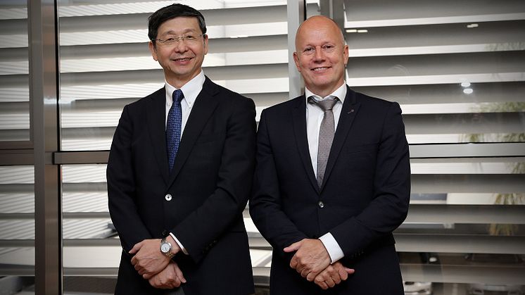 From left: Tetsuya Yamamoto, Chief Operating Officer (COO) and Representative Director of Yanmar Holdings; Peter Aarsen, Chief Executive Officer of Yanmar’s Energy System Business Unit.