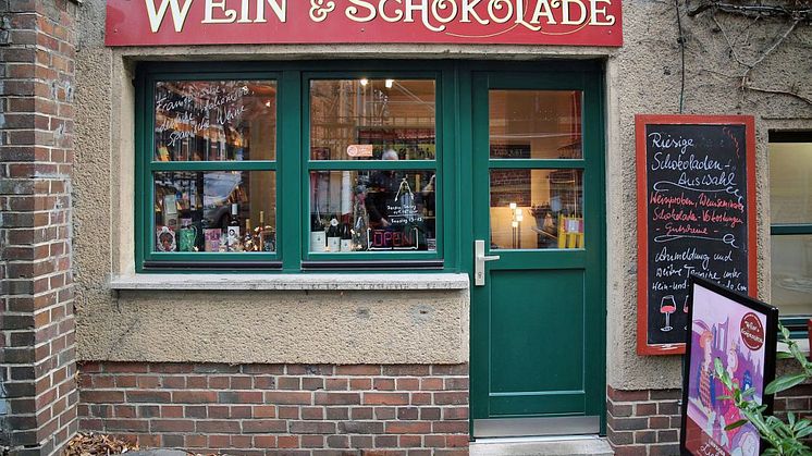 Die "Leipziger Liebelei" ist exklusiv im Laden "Wein & Schokolade" im Stadtteil Schleußig erhältlich