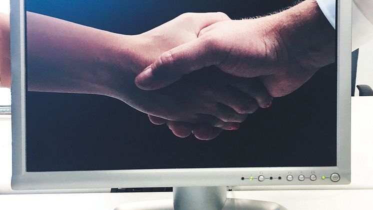 Roboter bei Zurich: Mit den virtuellen Kollegen Hand in Hand