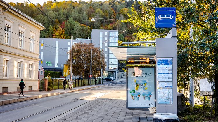 Oslo_hospital_holdeplass_trikk__SPV_04961