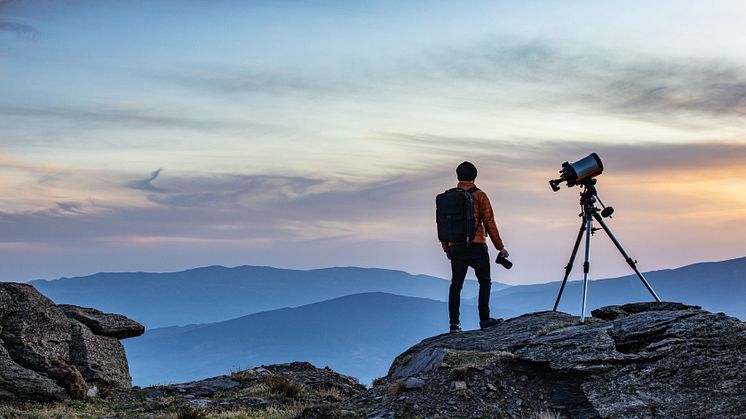 Shoot for the stars – Canon expands its full frame range with an astrophotography camera 