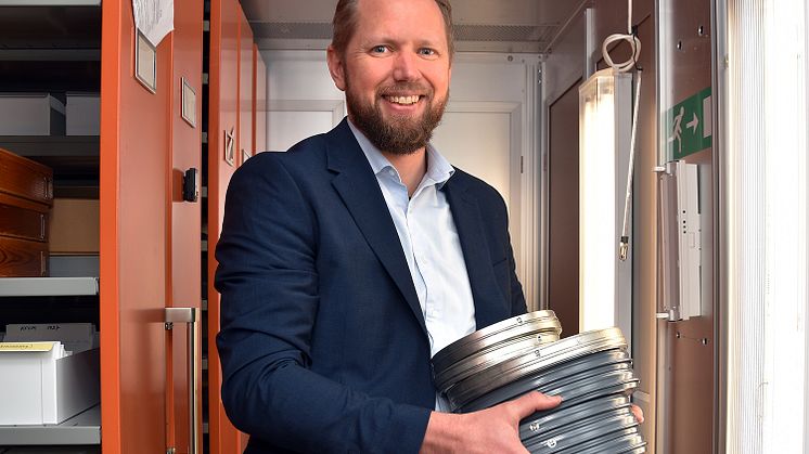 - Hos oss finns stadens tidiga informationsfilmer och det är roligt att några av dem kommer att visas på Arkivens dag. Det är också mycket annat som händer hos oss, både i Göteborg och Vänersborg, säger Peter Nilsson, chef på Regionarkivet.