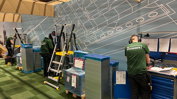 SM-finalister i arbete. SM Unga Ventilationsmontörer 2022.
