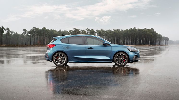 FordFocusST_2019_10