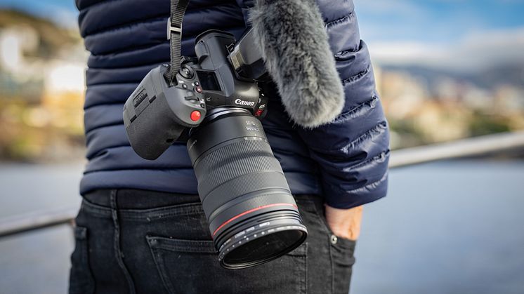 Canon EOS R5 C_Lifestyle_82.jpg