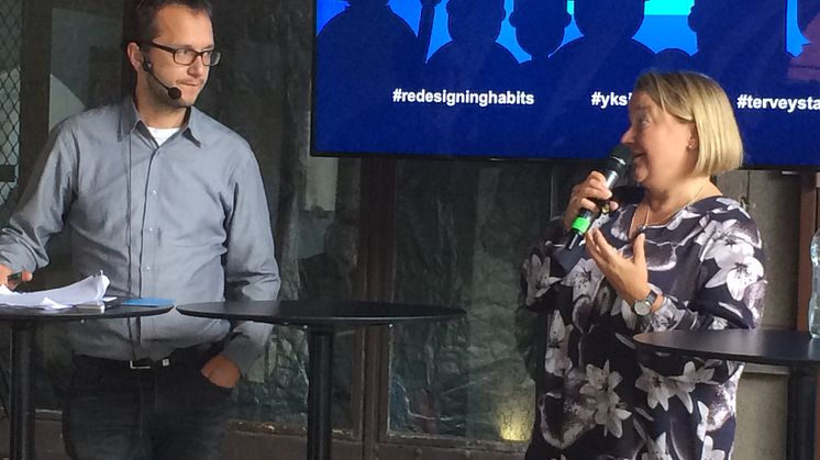 Tuija Braxin mukaan Yksi elämä kannustaa ihmisiä määrittelemään itse omat tarpeensa.