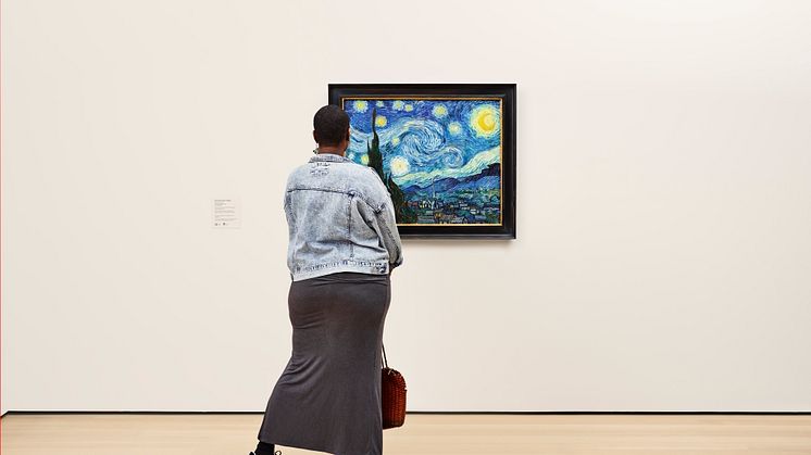 Samsung-TVs-and-Displays-The-Frame-Samsung-Art-Store-MoMAs-Collection_main4.jpg