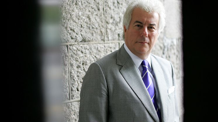 Ken Follett