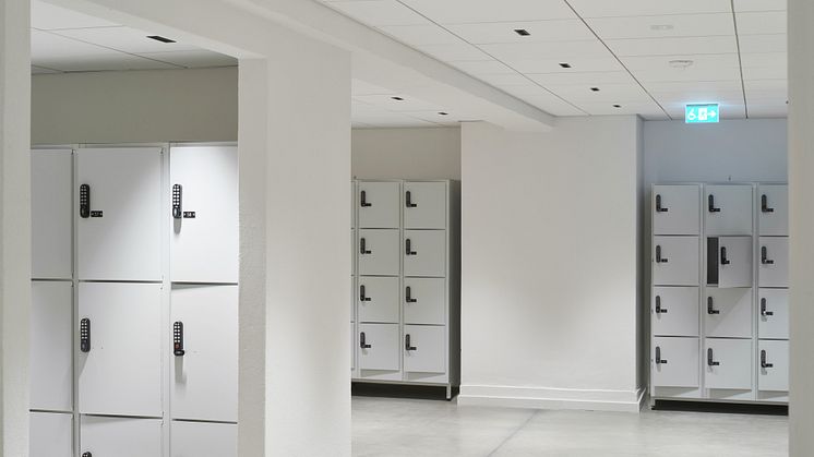 Röhsska museet, Kapprum i källarplan 