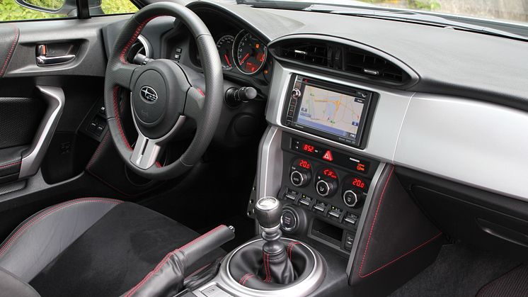 Subaru BRZ utrustas med navigation som standard