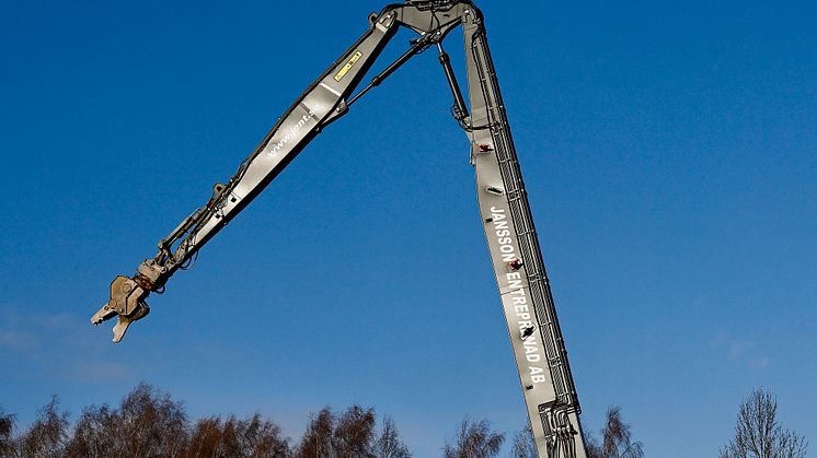 Volvo EC750E HR är Volvos största rivningsmaskin