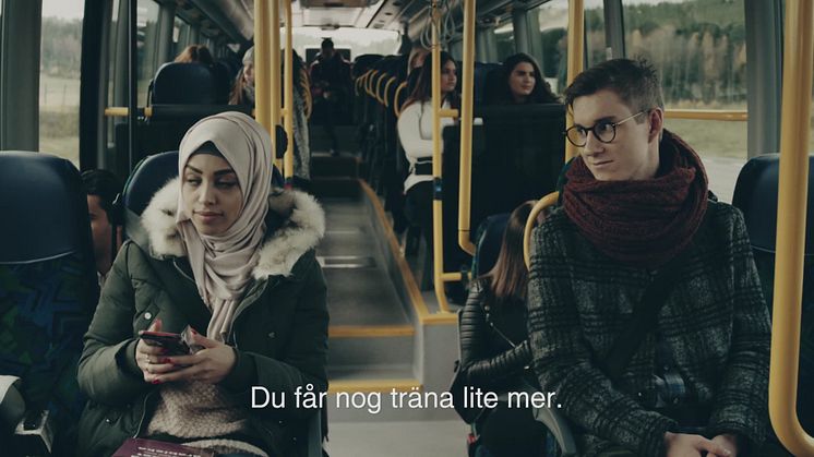 Isak pratar arabiska