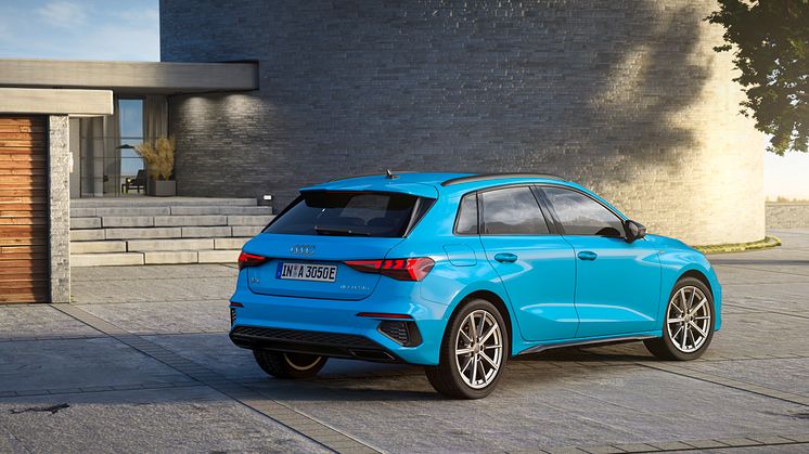 Audi A3 Sportback 40 TFSI e (Turboblå)