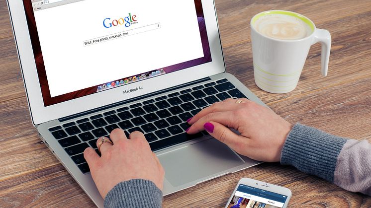 Hur AI-drivna SEO-verktyg kan optimera din digitala närvaro
