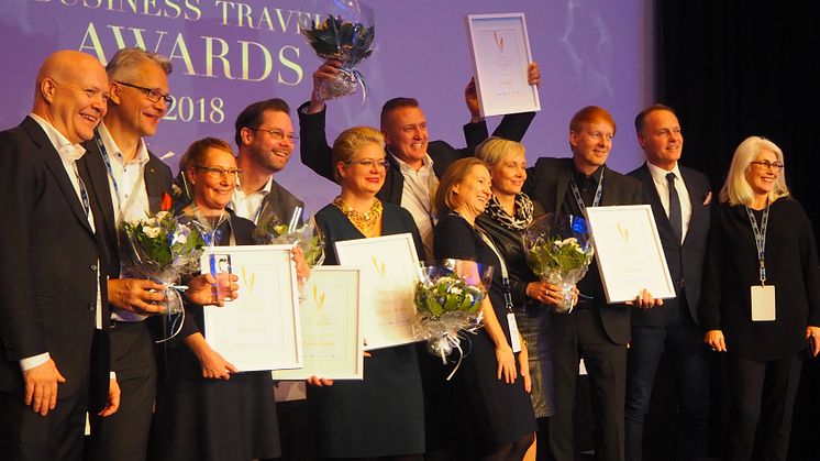 Clarion Hotel Helsinki samt Nordic Choice Hotels tog emot priserna på scen