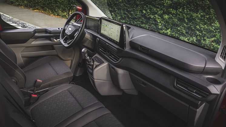 2023 TRANSIT CUSTOM LIMITED (13)
