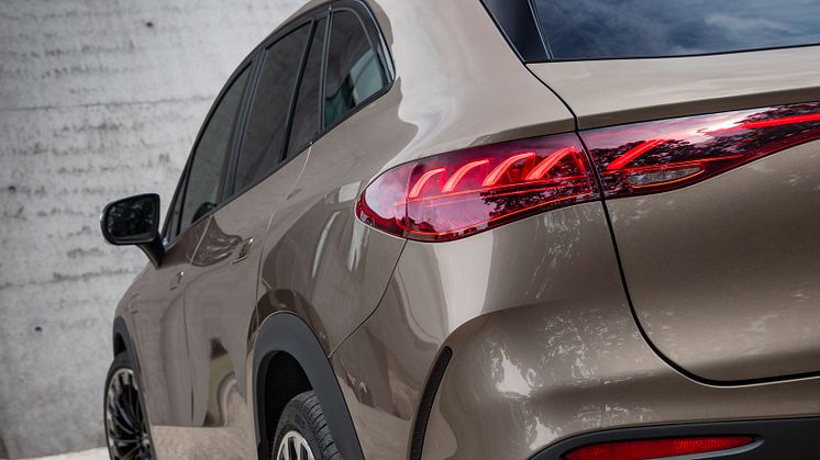 Nya EQE SUV från Mercedes-EQ