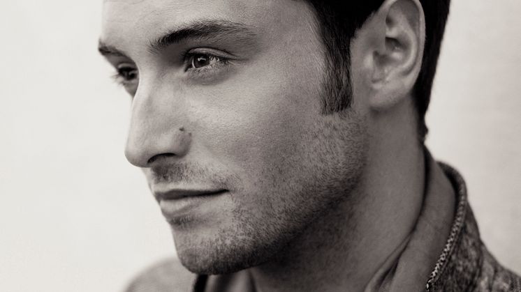 Måns Zelmerlöw pressbild 1