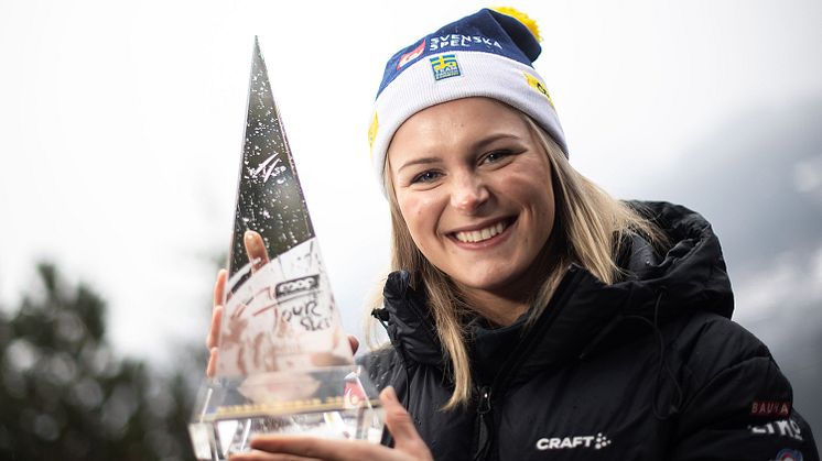 Frida Karlsson är tillbaka för att försvara fjolårets imponerande vinst i Tour de Ski. FOTO: MAXIM THORE/BILDBYRÅN