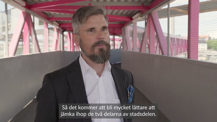 Invigningen av Värtahamnens nya rosa gång- och cykelbro! 