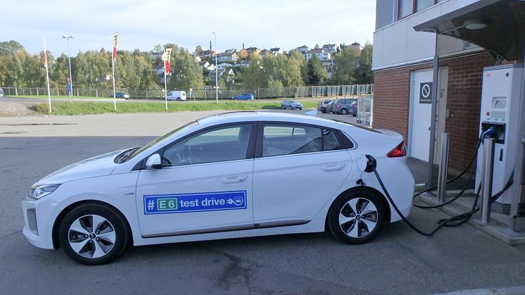 # E6 test drive IONIQ