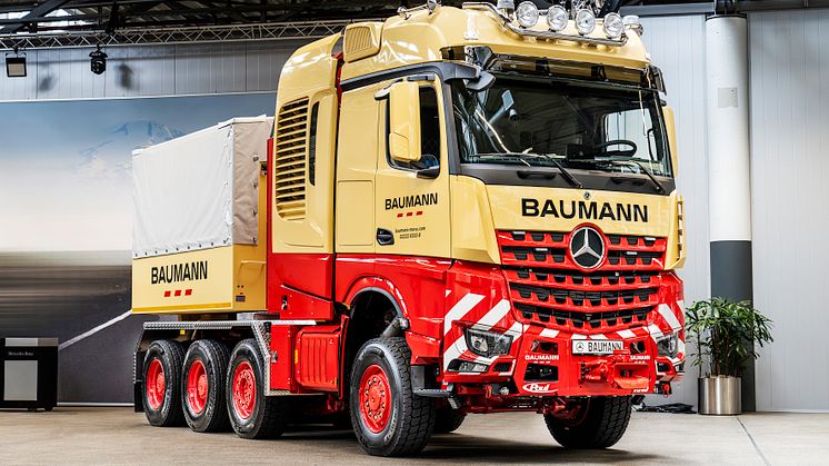 Paul Group baut Mercedes-Benz Schwerlast-Lkw um