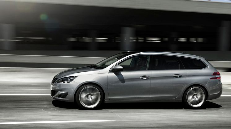 Nya Peugeot 308 SportWagon sida