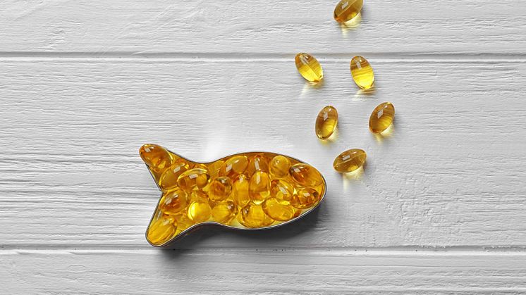 ”Jos ruokavaliossa ei ole riittävästi omega-3:a runsaasti sisältäviä kasviöljyjä eikä kala maistu, voi käyttää monipuolisen ruokavalion tukena omega-3-valmistetta”, sanoo laillistettu ravitsemusterapeutti Eija Orreveteläinen.