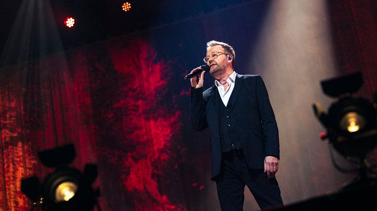 BjørnEidsvåg70år_OsloSpektrum_Robinboee_export-2862
