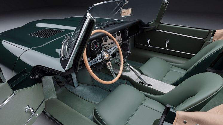 12 E-TYPE OTS interior 01