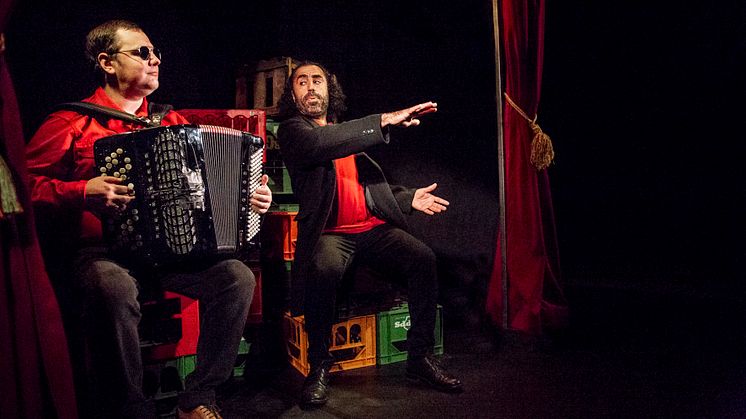 Laika / Markus Räsänen, Özz Nûjen