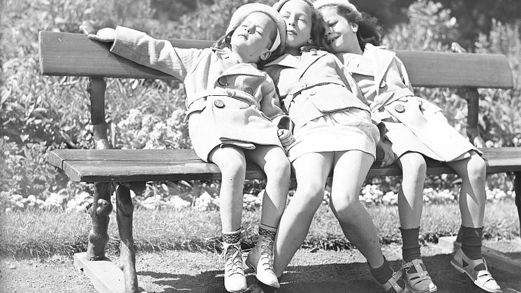 Barn i Slottskogen, 1938