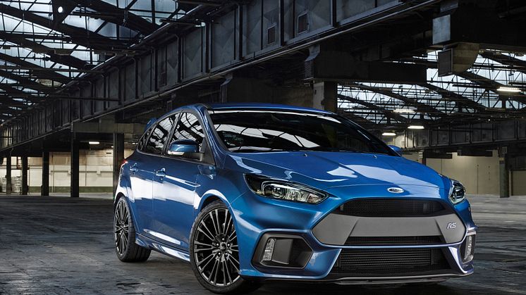 Ford viser nye Ford Focus RS; høyytelsesbil med innovativt firehjulsdrift-system