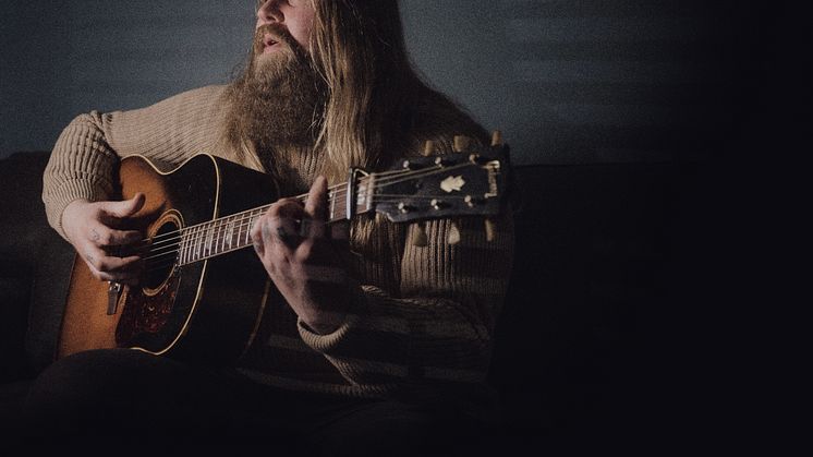 CHRIS KLÄFFORD SLÄPPER NYA SINGELN ”HEADLIGHTS” FRÅN KOMMANDE ALBUM ”MAYBE IT´S JUST ME” (ALBUMRELEASE 31 MARS)