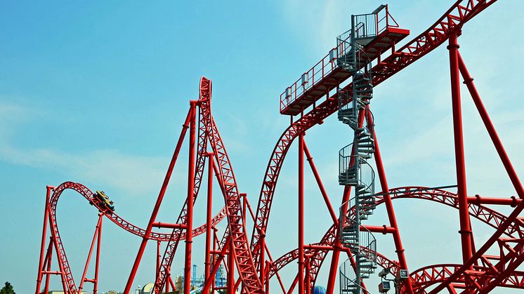Achterbahn "Huracan" im Freizeitpark Belantis am Cospudener See - Foto: Andreas Schmidt