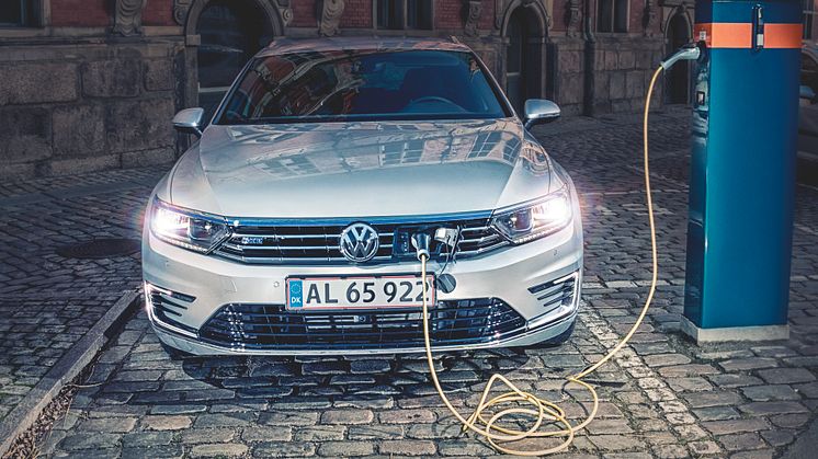 Passat GTE – sportslimousine og elbil i én pakke fra 499.990 kr.
