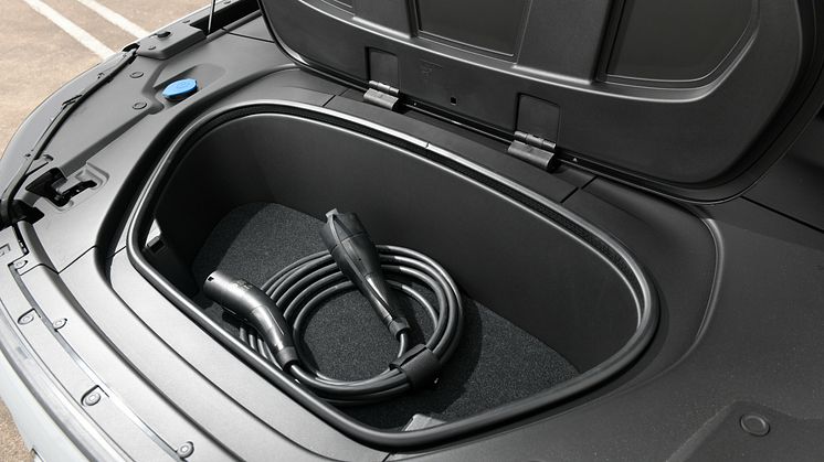 Volvo_C40_Recharge