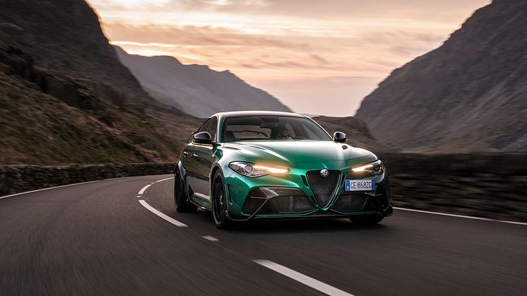 Giulia GTAm (2)