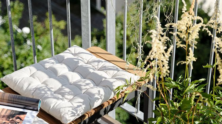 JYSK_early_balcony_7