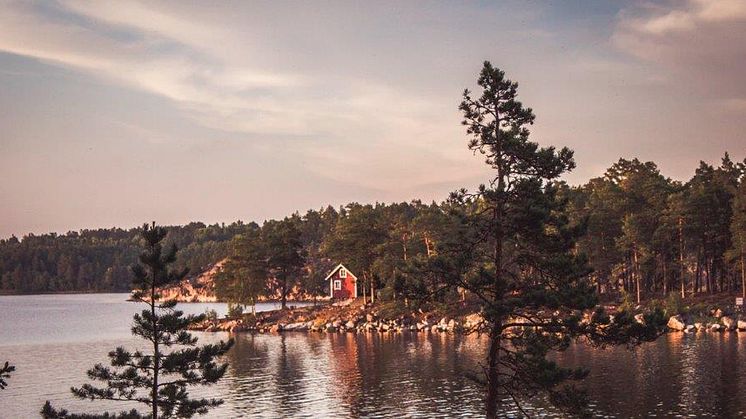 Enkätstudie: Så påverkar Corona-pandemin sommaren för svenska fastighetsmäklare