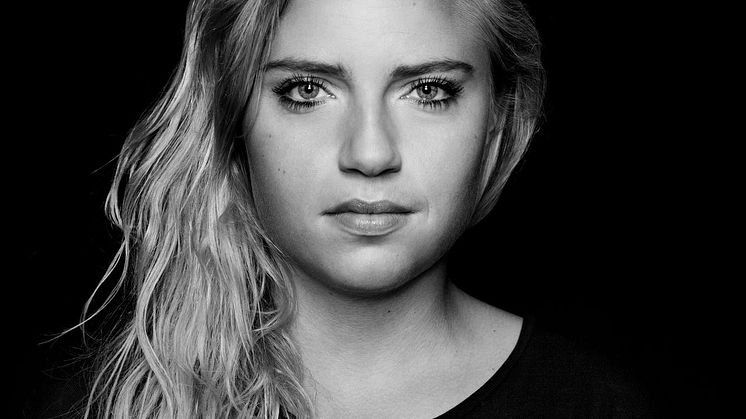 Skuespiller Josephine Park, Teatret og Teater O