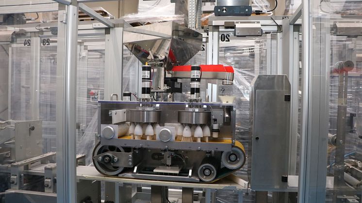 3 FAMARTEC RM250 Blister Packaging Machine (1)